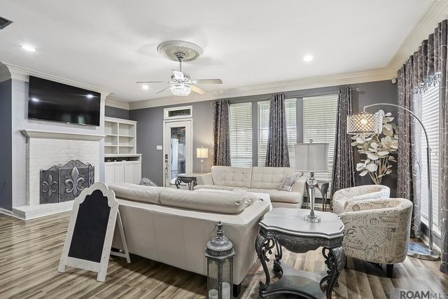 17197 Chenier Dr, Prairieville, LA 70769