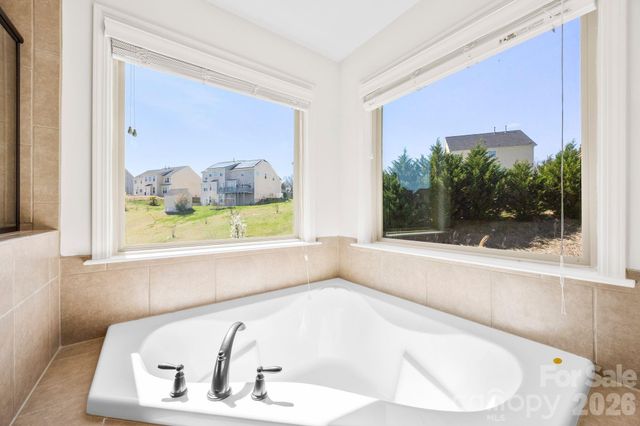 7140 Streamhaven Drive, Harrisburg, NC 28075