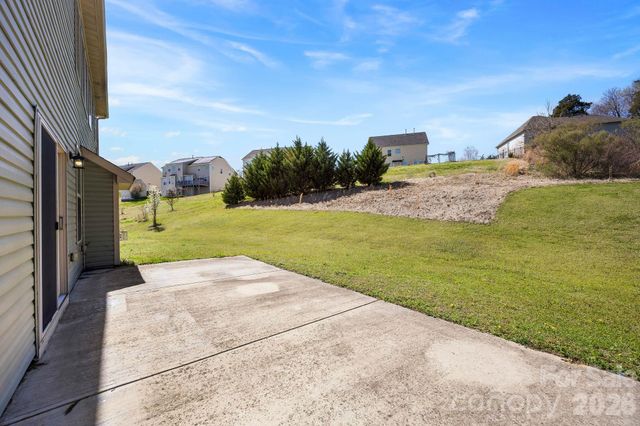 7140 Streamhaven Drive, Harrisburg, NC 28075