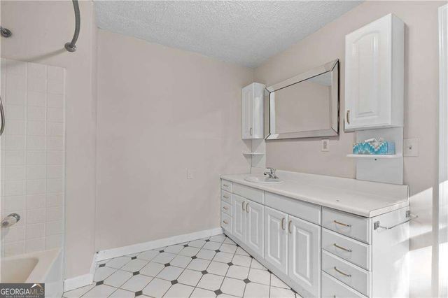 2271 Slate Mine Road SE, Fairmount, GA 30139