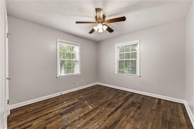 6739 Roe Avenue, Prairie Village, KS 66208