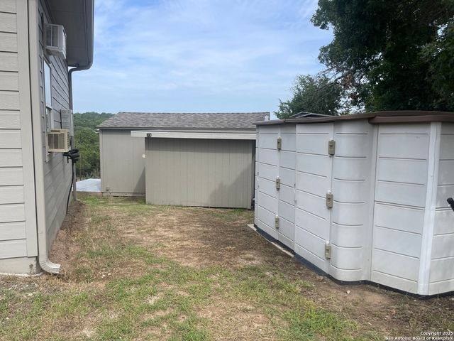 1119 Bellewood, Canyon Lake, TX 78133
