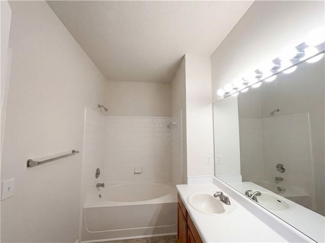 1639 Woodsford NW Road, Kennesaw, GA 30152