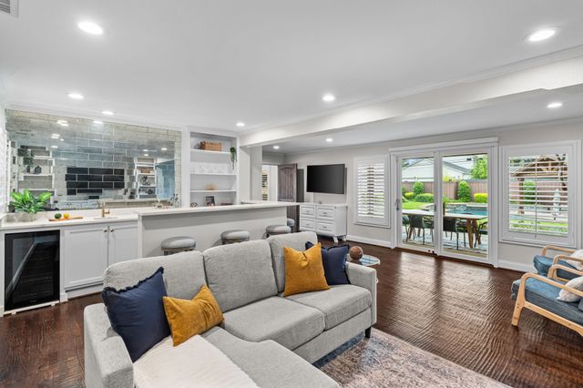 4432 Willow Lane, Dallas, TX 75244