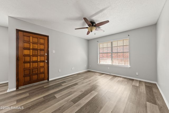 313 Titan Drive B, Lafayette, LA 70508