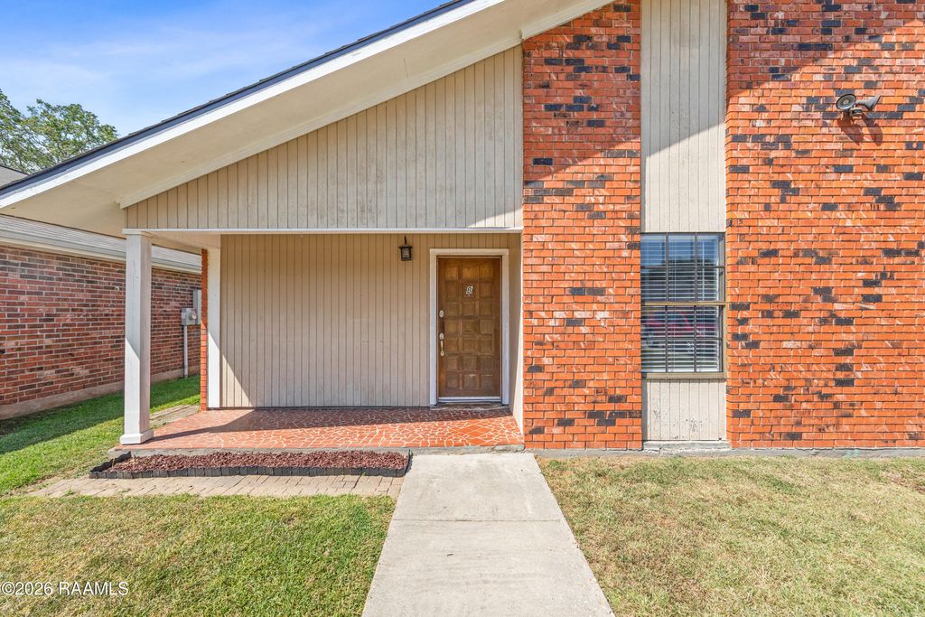313 Titan Drive B, Lafayette, LA 70508