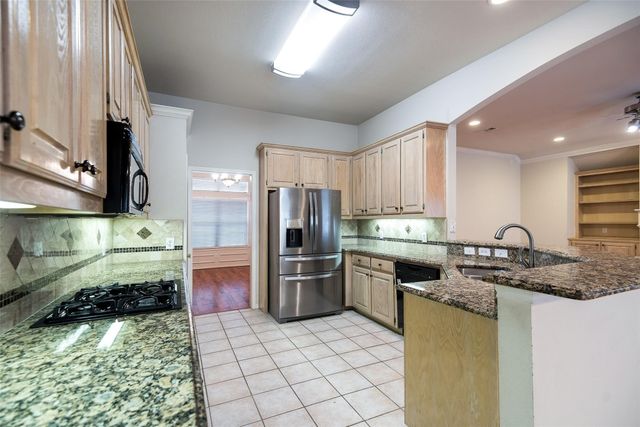 7004 Childrens Way, Plano, TX 75025