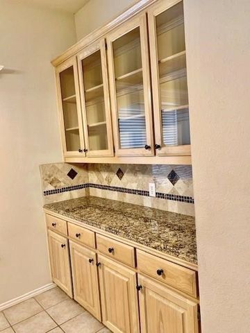 7004 Childrens Way, Plano, TX 75025