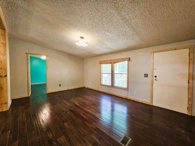 1075 Mockingbird Lane, Manning, SC 29102