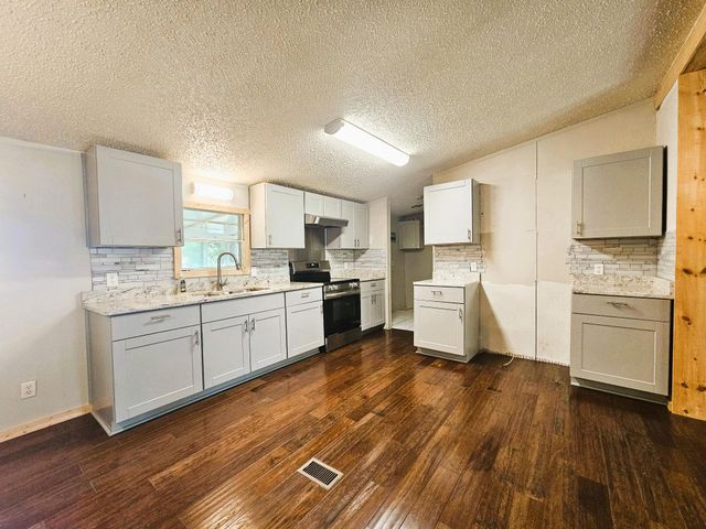 1075 Mockingbird Lane, Manning, SC 29102