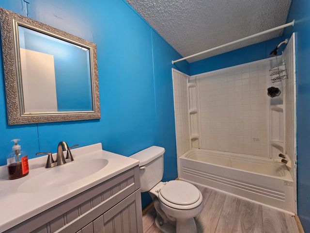 1075 Mockingbird Lane, Manning, SC 29102