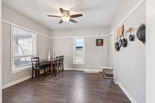 1422 Main Street, Cedar Falls, IA 50613