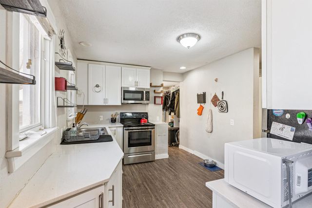 1422 Main Street, Cedar Falls, IA 50613