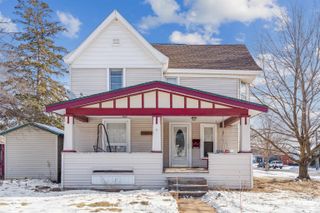 1422 Main Street, Cedar Falls, IA 50613