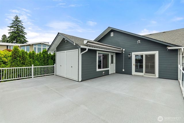 2025 5th Street SE, Puyallup, WA 98372