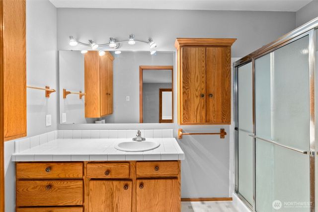 2025 5th Street SE, Puyallup, WA 98372