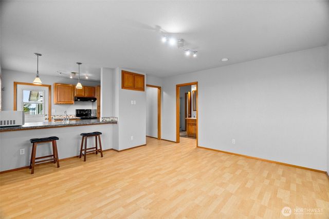 2025 5th Street SE, Puyallup, WA 98372