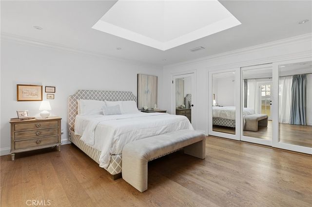 5408 Penfield Avenue, Woodland Hills, CA 91364