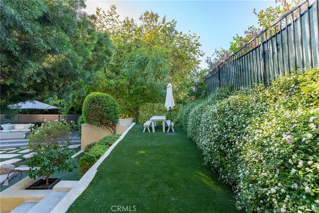 5408 Penfield Avenue, Woodland Hills, CA 91364