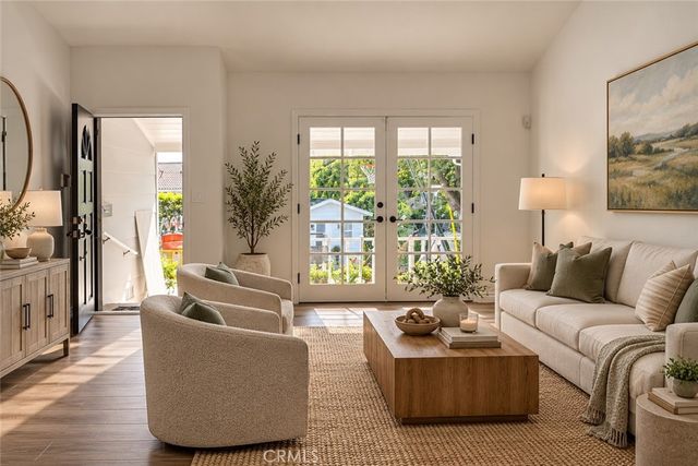 5408 Penfield Avenue, Woodland Hills, CA 91364