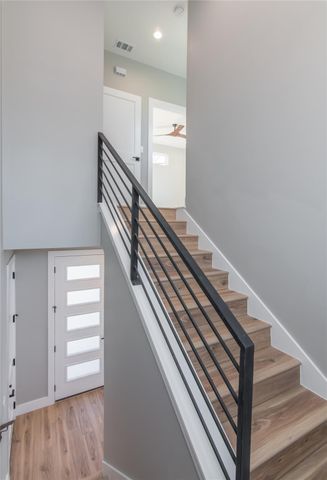 8006 Gault ST 2, Austin, TX 78757