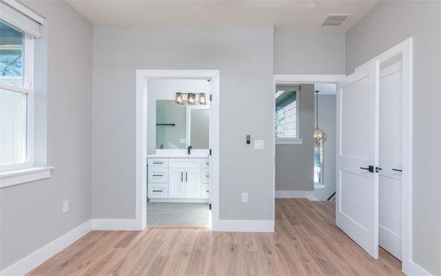 8006 Gault ST 2, Austin, TX 78757
