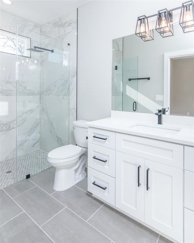 8006 Gault ST 2, Austin, TX 78757