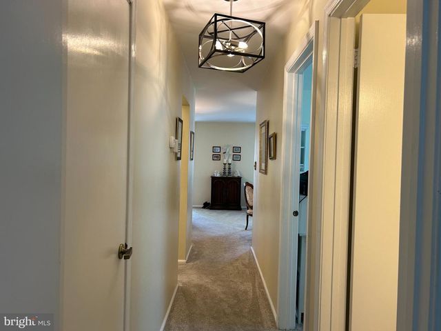 70 CENTER LANE CENTER LN, Mount Laurel, NJ 08054