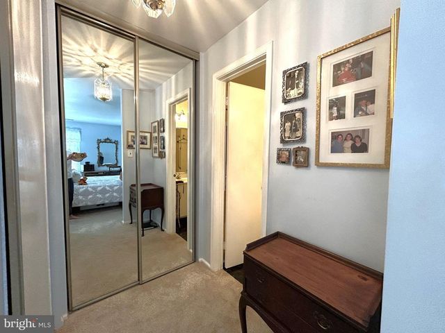 70 CENTER LANE CENTER LN, Mount Laurel, NJ 08054