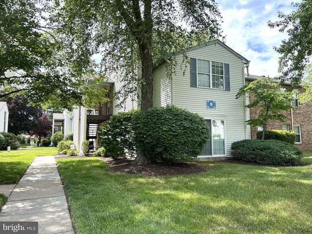 70 CENTER LANE CENTER LN, Mount Laurel, NJ 08054