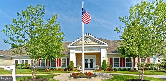 70 CENTER LANE CENTER LN, Mount Laurel, NJ 08054