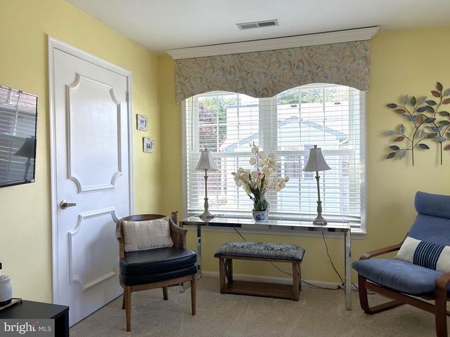 70 CENTER LANE CENTER LN, Mount Laurel, NJ 08054
