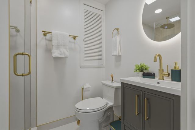 610 NE 16th Terrace, Fort Lauderdale, FL 33304