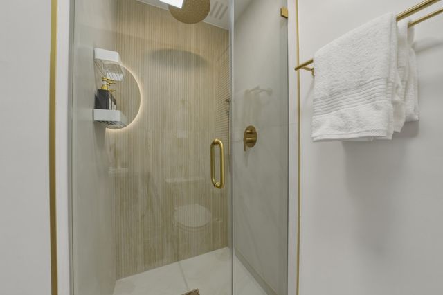 610 NE 16th Terrace, Fort Lauderdale, FL 33304