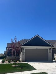 5841 Lakeway Drive, Brighton Township, MI 48116