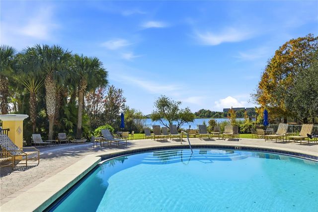 2824 SHADOW VIEW CIRCLE 2824, Maitland, FL 32751