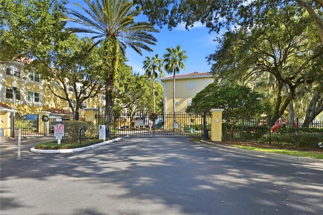 2824 SHADOW VIEW CIRCLE 2824, Maitland, FL 32751