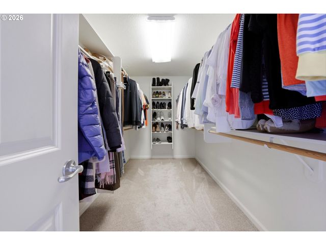 1465 WILLAMETTE FALLS Dr, West Linn, OR 97068