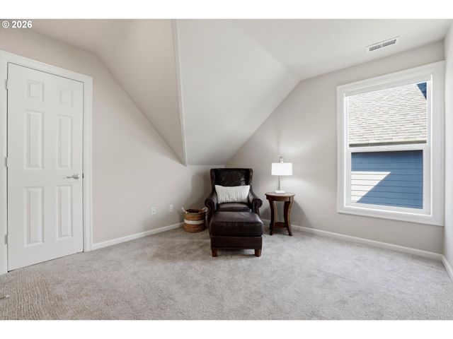 1465 WILLAMETTE FALLS Dr, West Linn, OR 97068