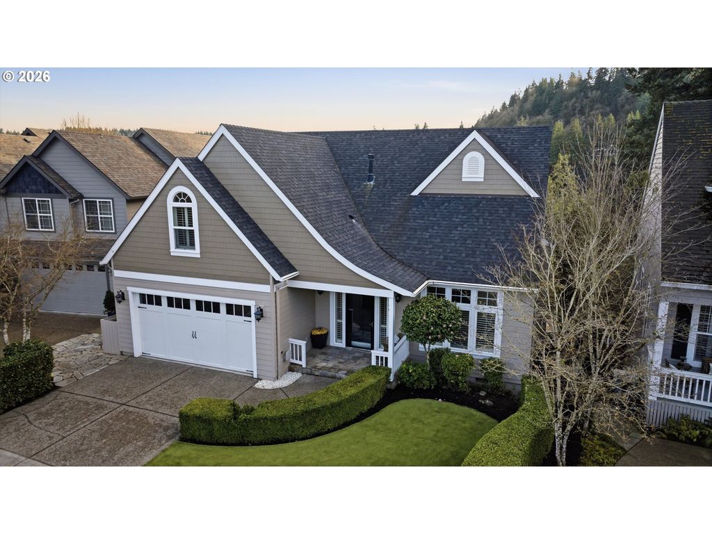 1465 WILLAMETTE FALLS Dr, West Linn, OR 97068