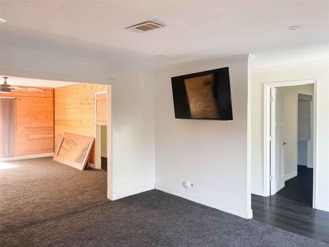 6811 Saint Augustine Street, Houston, TX 77021