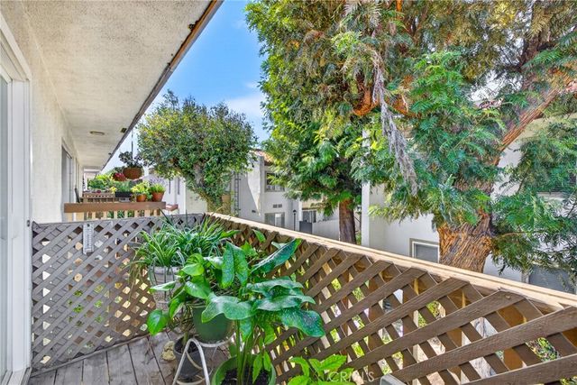 2521 W Sunflower D 3, Santa Ana, CA 92704
