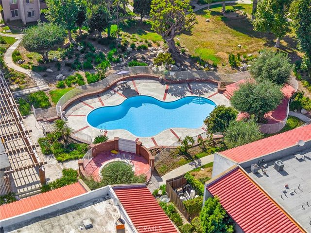 2521 W Sunflower D 3, Santa Ana, CA 92704