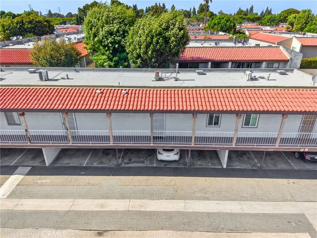 2521 W Sunflower D 3, Santa Ana, CA 92704