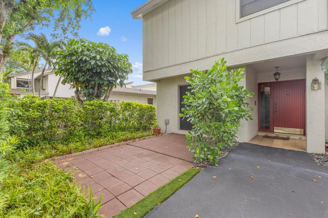 534 DEER CREEK WILDWOOD Lane E 534, Deerfield Beach, FL 33442