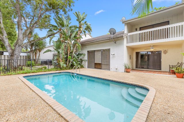 534 DEER CREEK WILDWOOD Lane E 534, Deerfield Beach, FL 33442