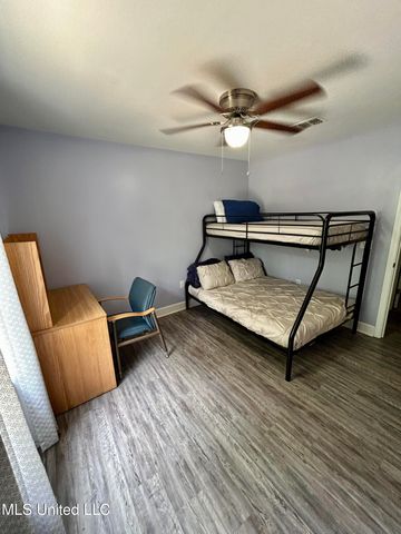 583 Henderson Avenue, Pass Christian, MS 39571