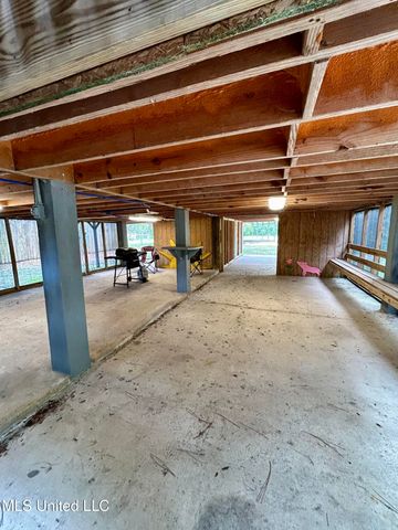 583 Henderson Avenue, Pass Christian, MS 39571