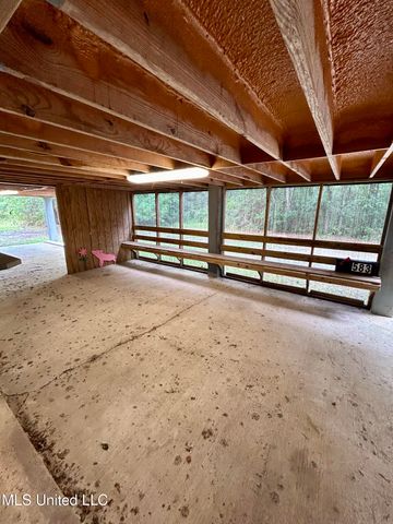 583 Henderson Avenue, Pass Christian, MS 39571