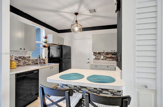 10529 NW 57th Court, Coral Springs, FL 33076